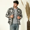 Men Regular Fit Checkered Slim Collar Casual Shirt