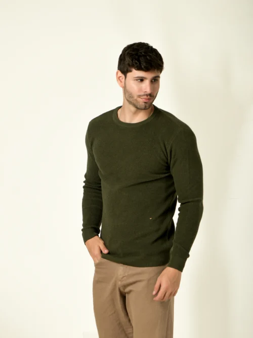 Men Solid Round Neck Cotton Blend T-Shirt
